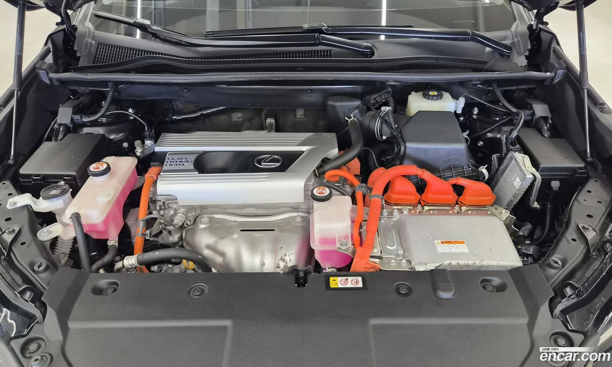 Lexus NX300h 2021 — 17