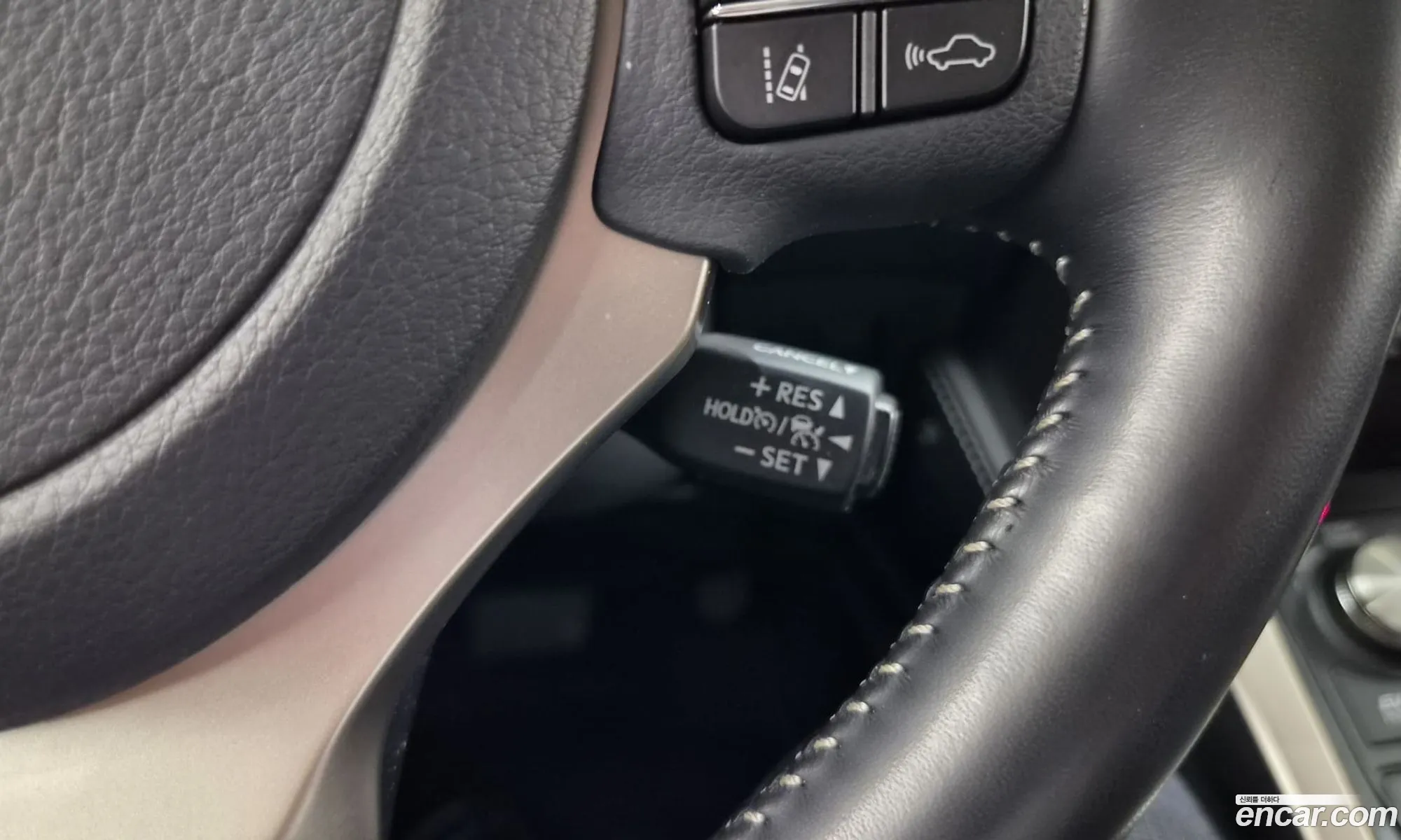 Lexus NX300h 2021 — 8