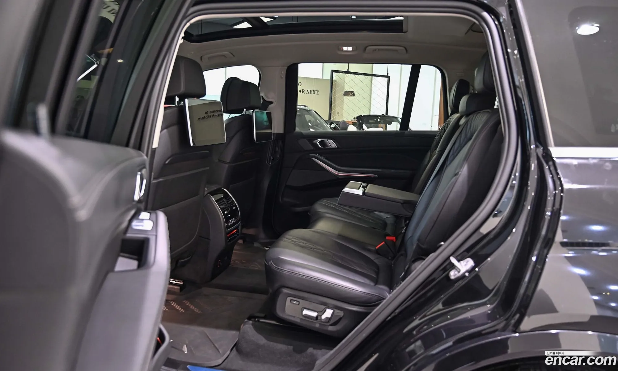 BMW X7 2021 — 14