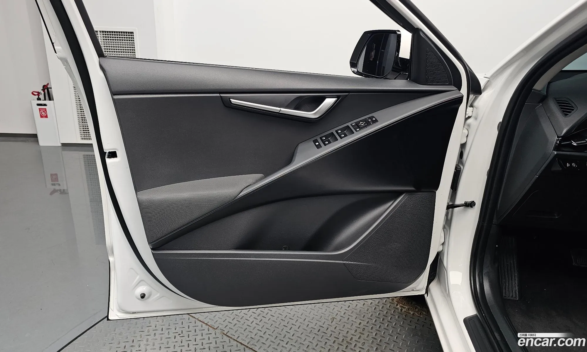 Kia Niro 2026 — 24