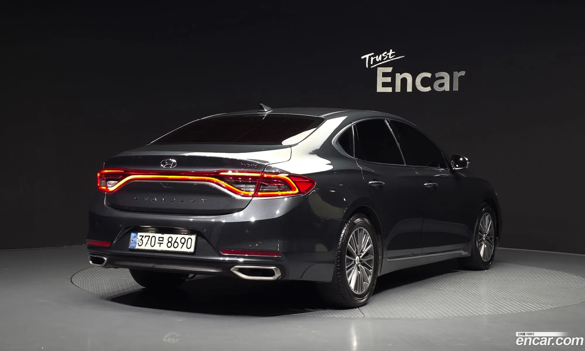 Hyundai Grandeur IG Hybrid 2018 — 15