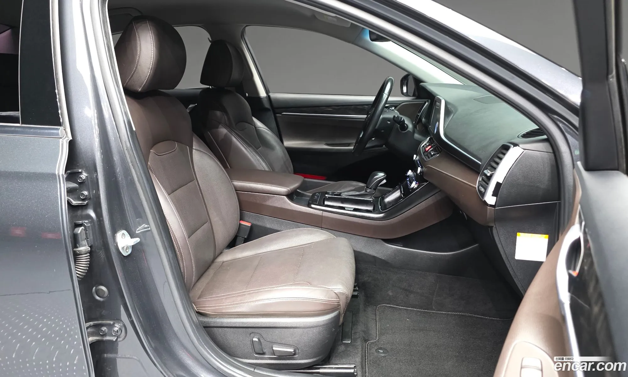 Hyundai Grandeur IG Hybrid 2018 — 12