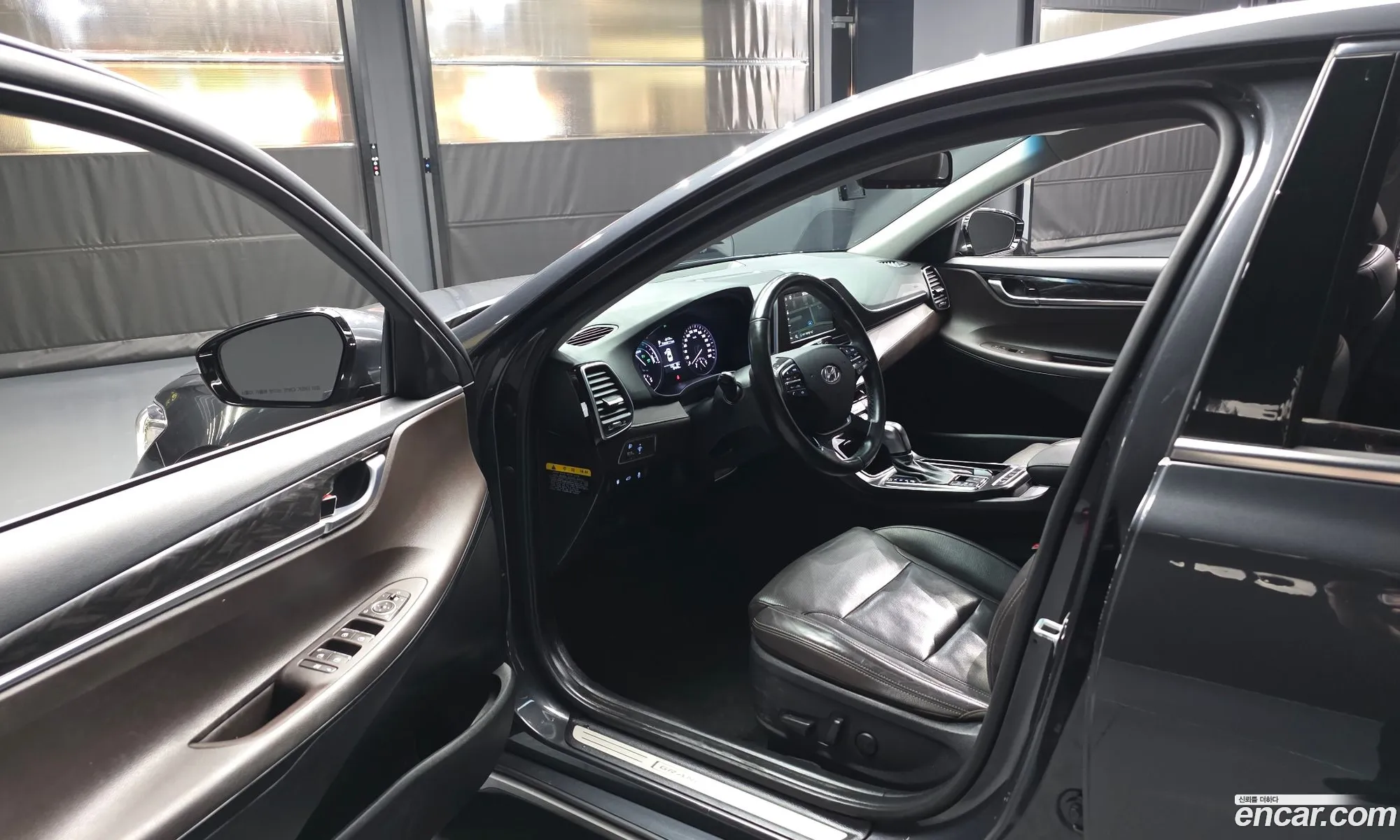 Hyundai Grandeur IG Hybrid 2018 — 20