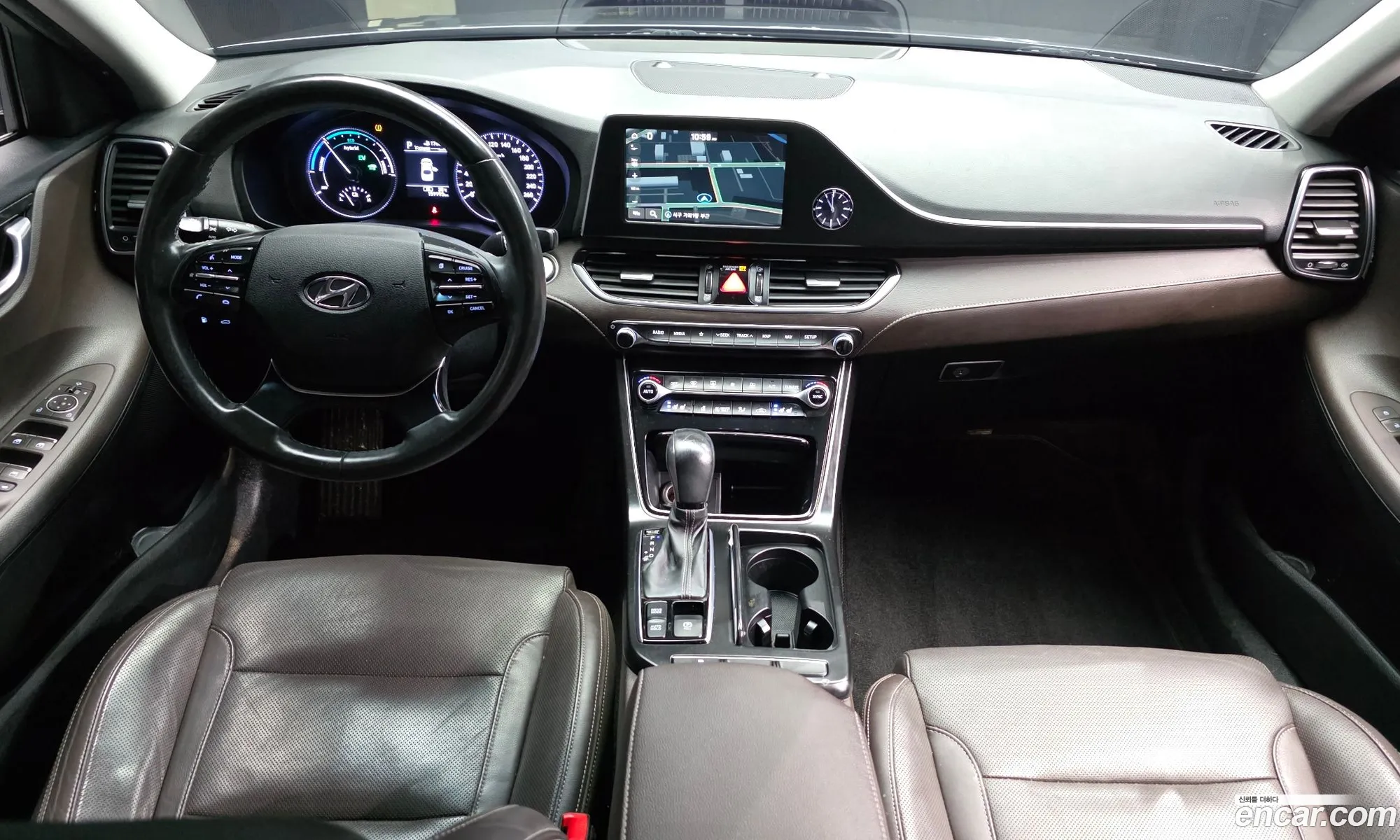 Hyundai Grandeur IG Hybrid 2018 — 11
