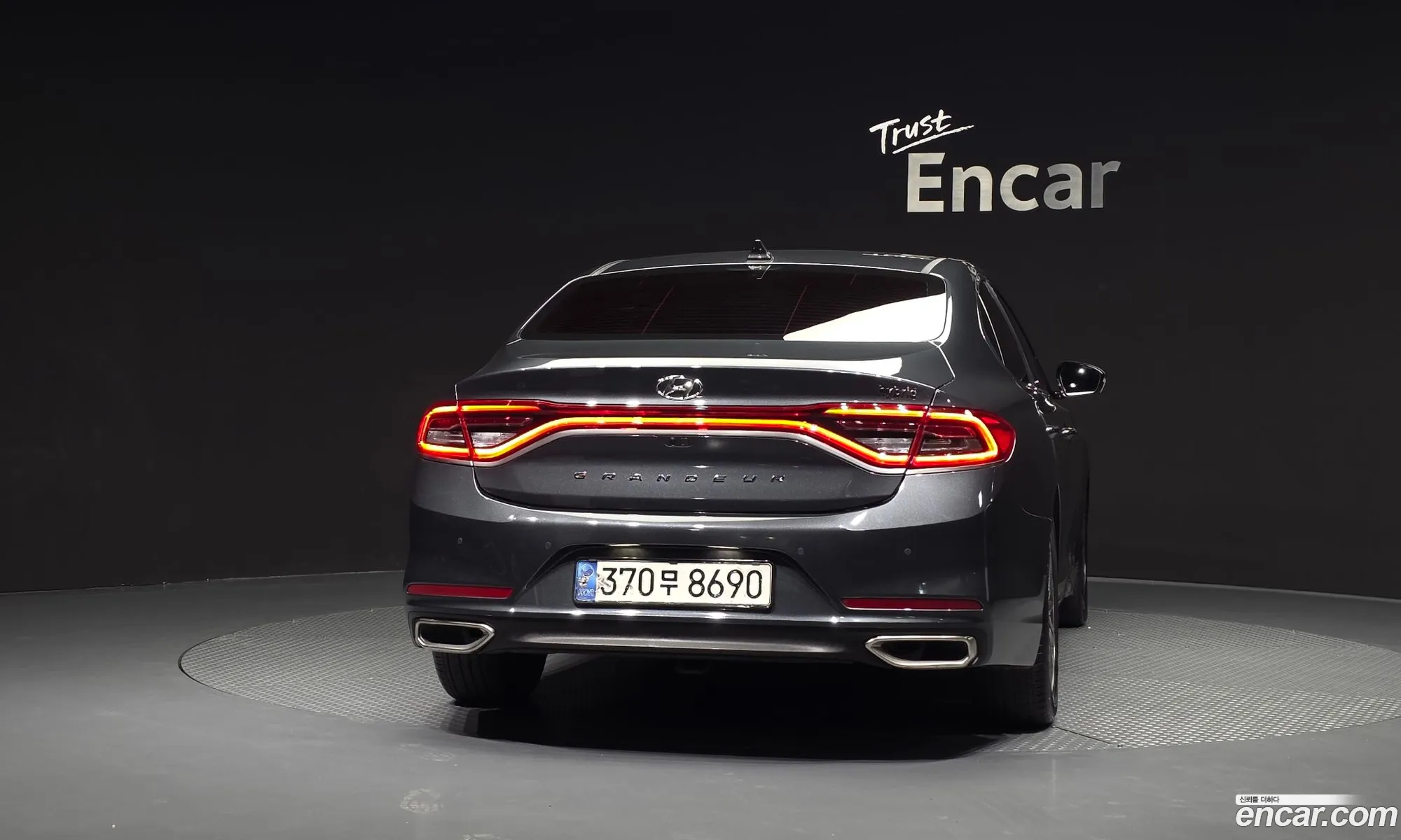 Hyundai Grandeur IG Hybrid 2018 — 3