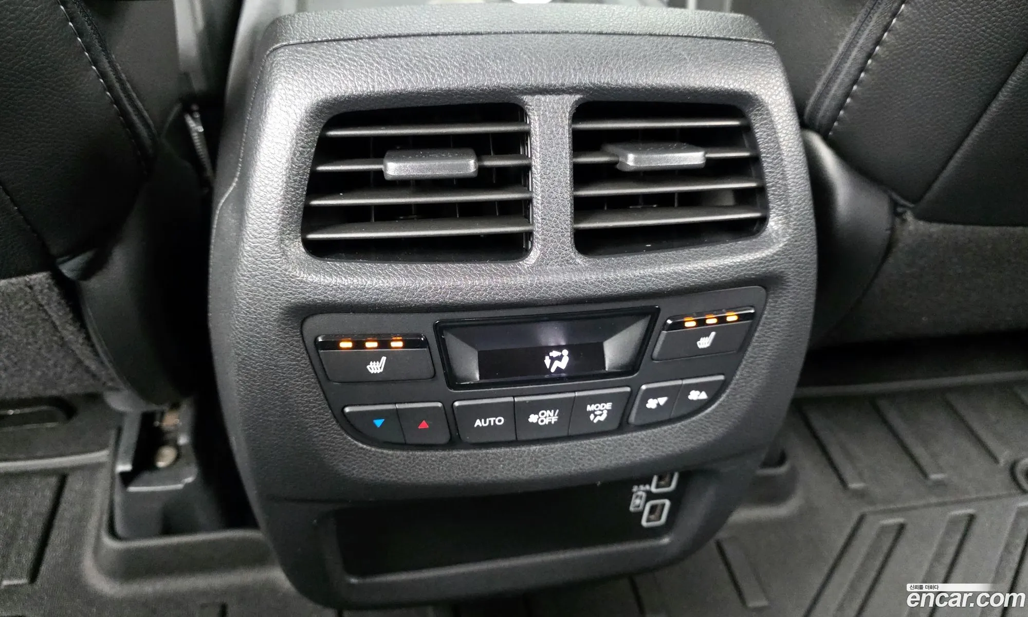 Honda Pilot 2019 5FNYF6860KB200376 — 4