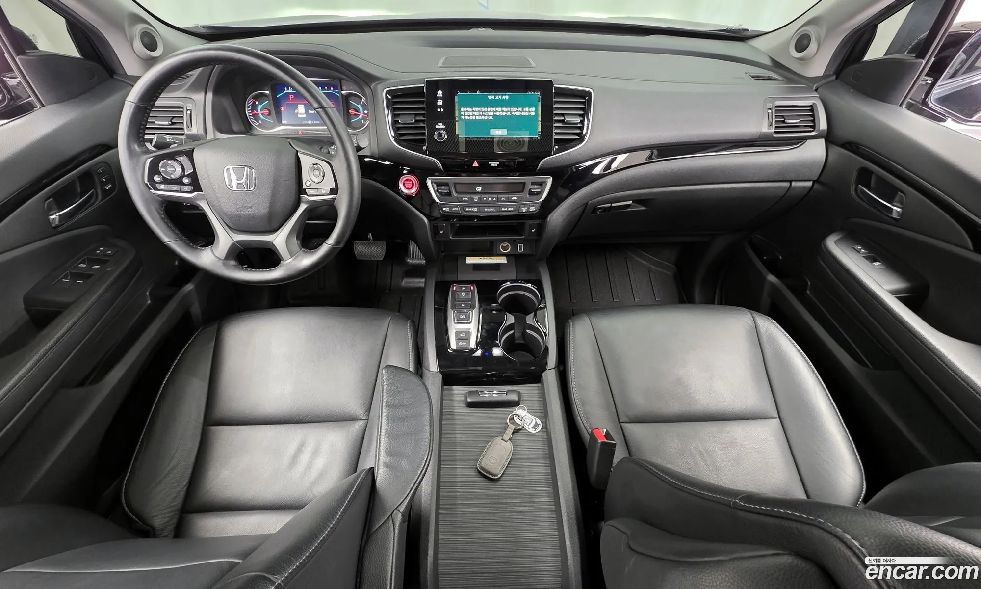 Honda Pilot 2019 5FNYF6860KB200376 — 17