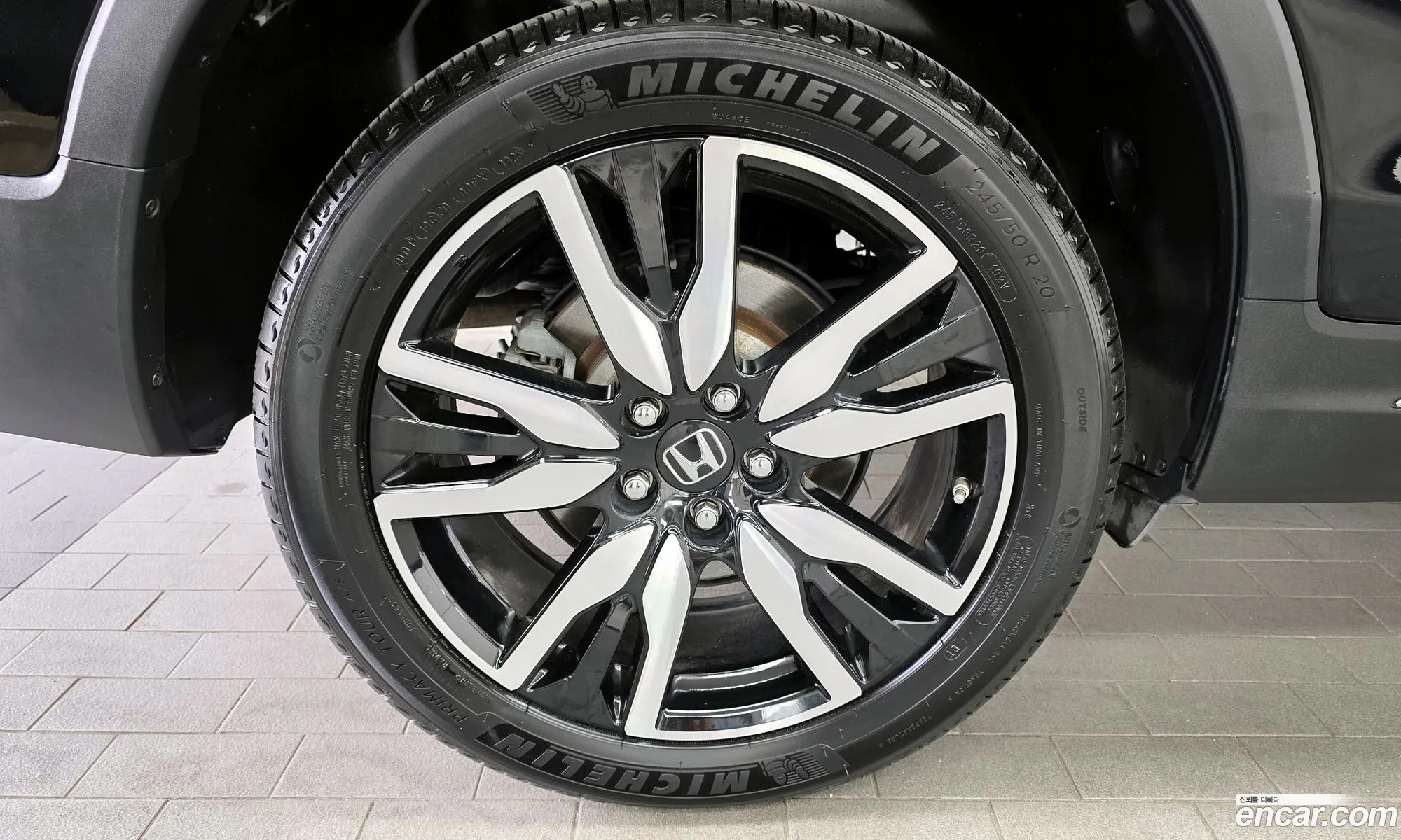 Honda Pilot 2019 5FNYF6860KB200376 — 2