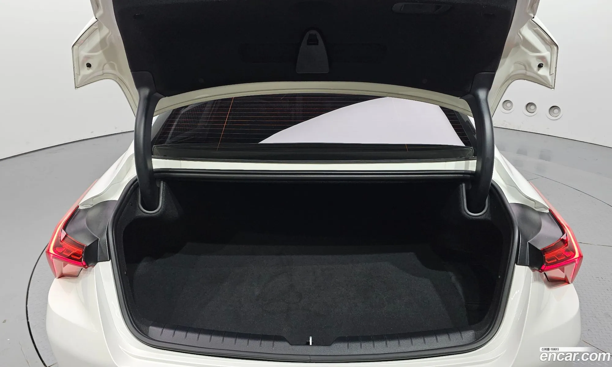 Kia K8 2021 — 6