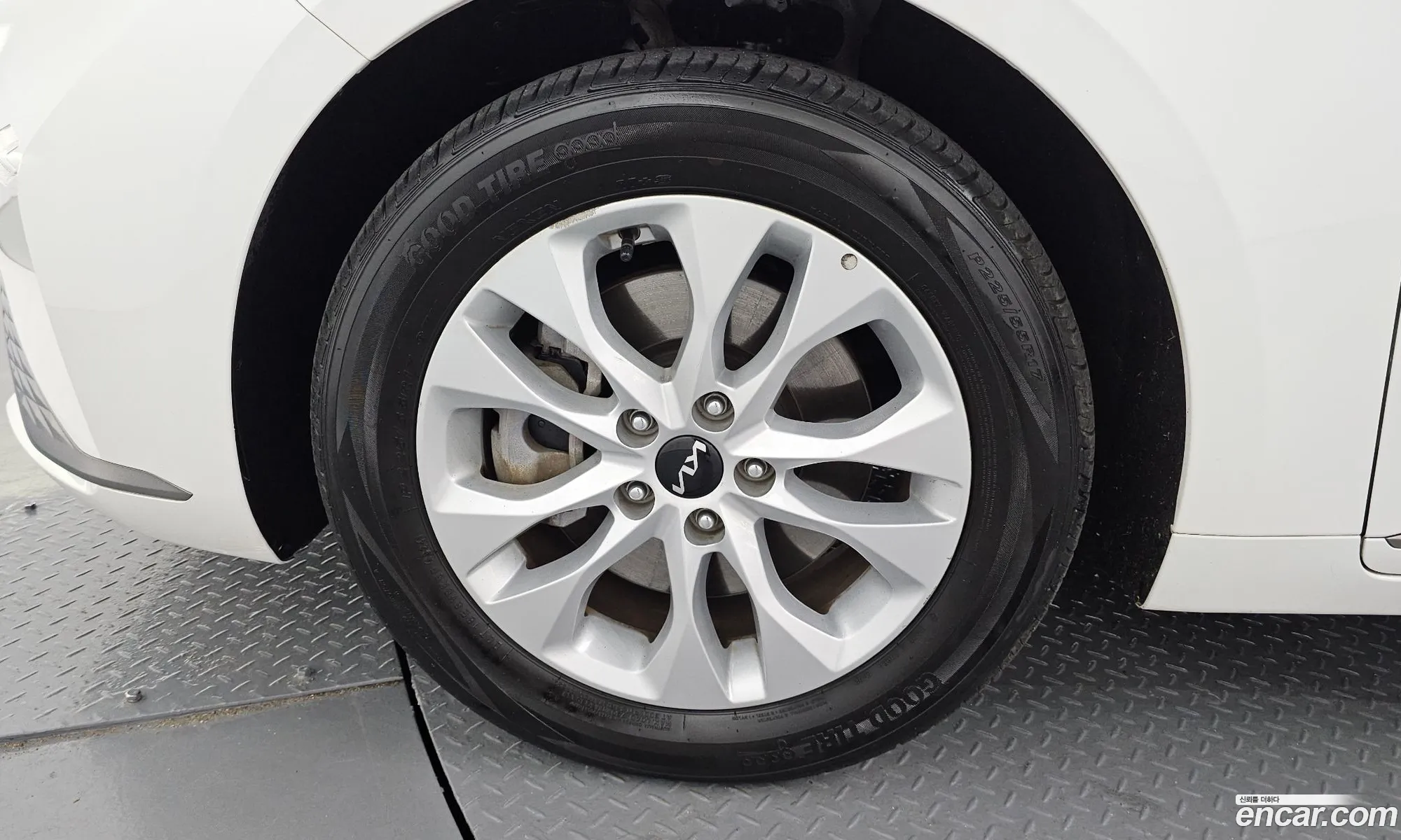 Kia K8 2021 — 14