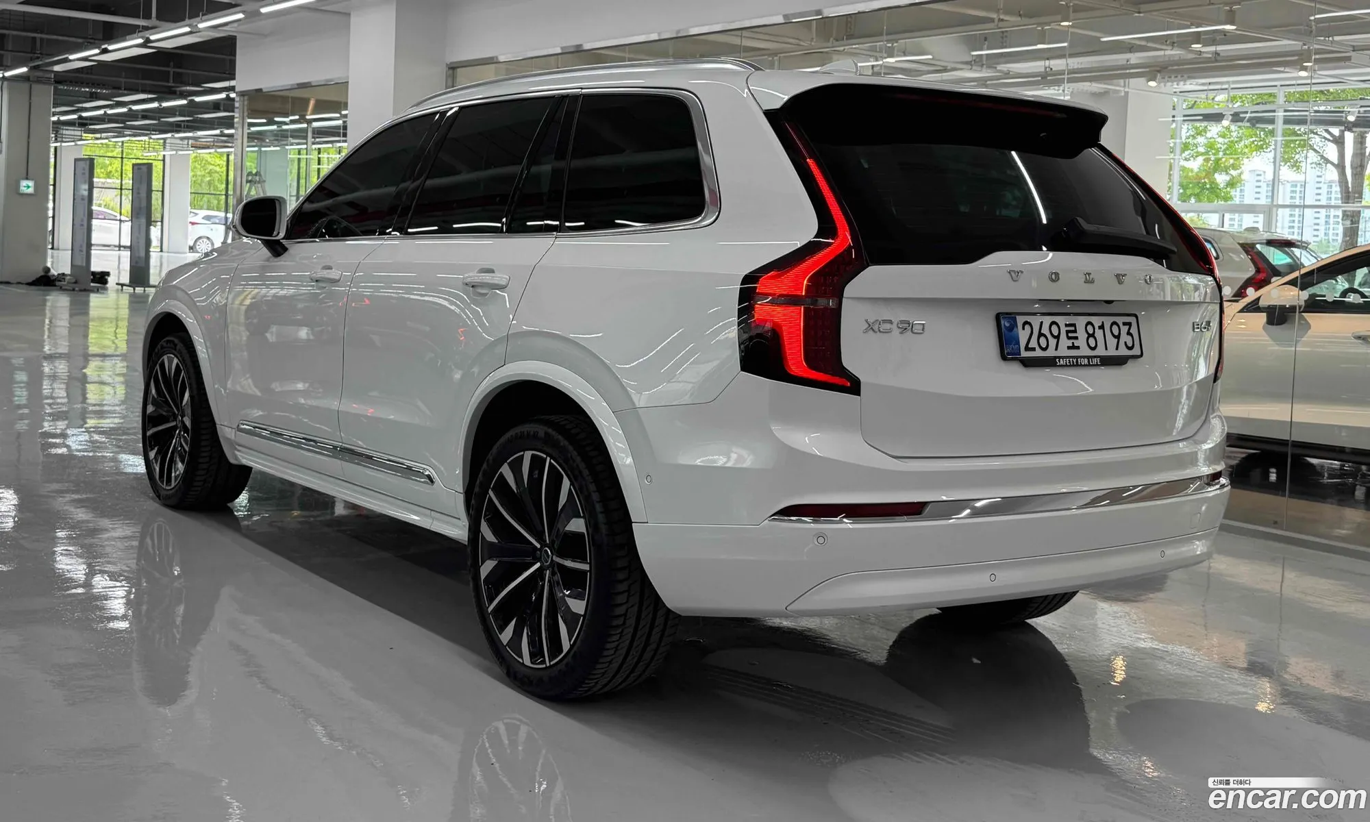 Volvo XC90 2025 — 15