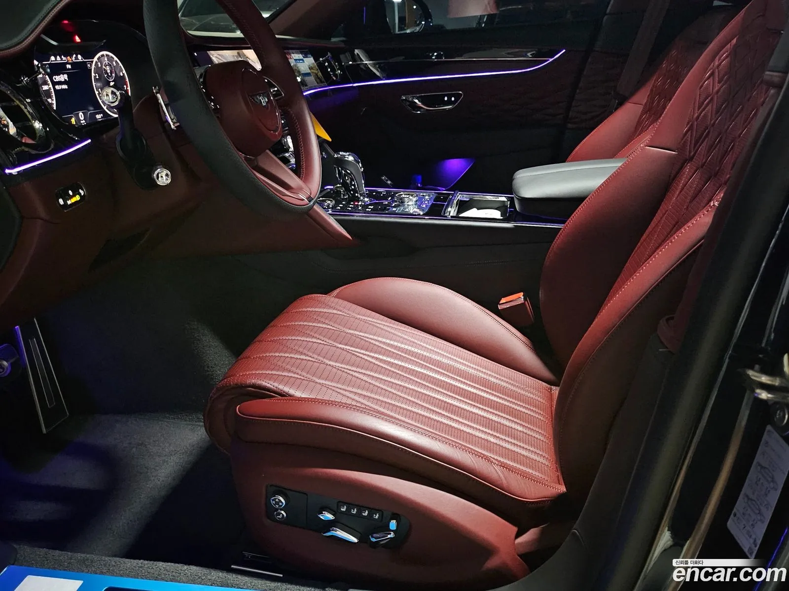 Bentley Flying Spur 2022 — 10