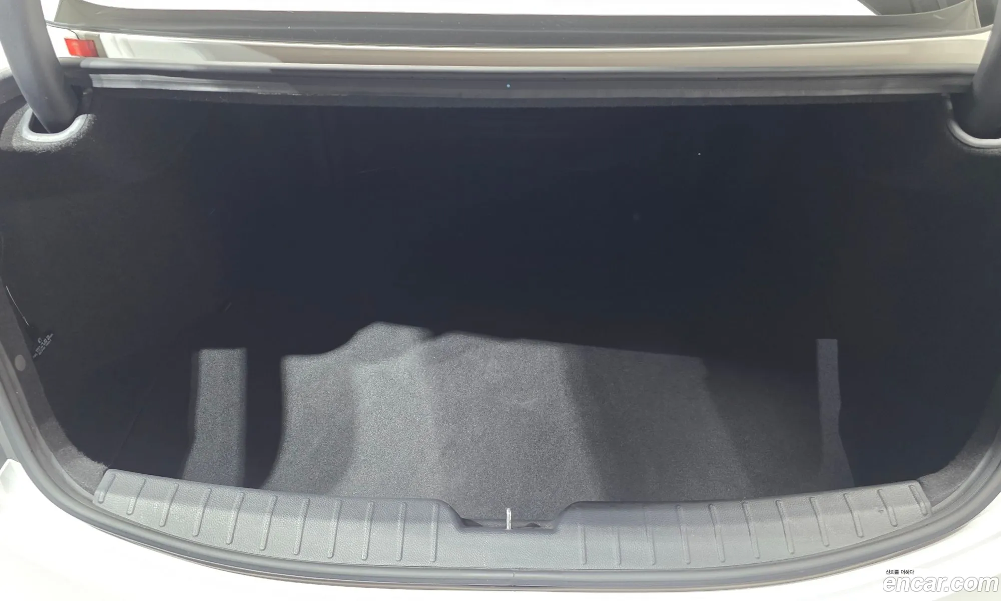 Hyundai Grandeur HG 2015 — 2