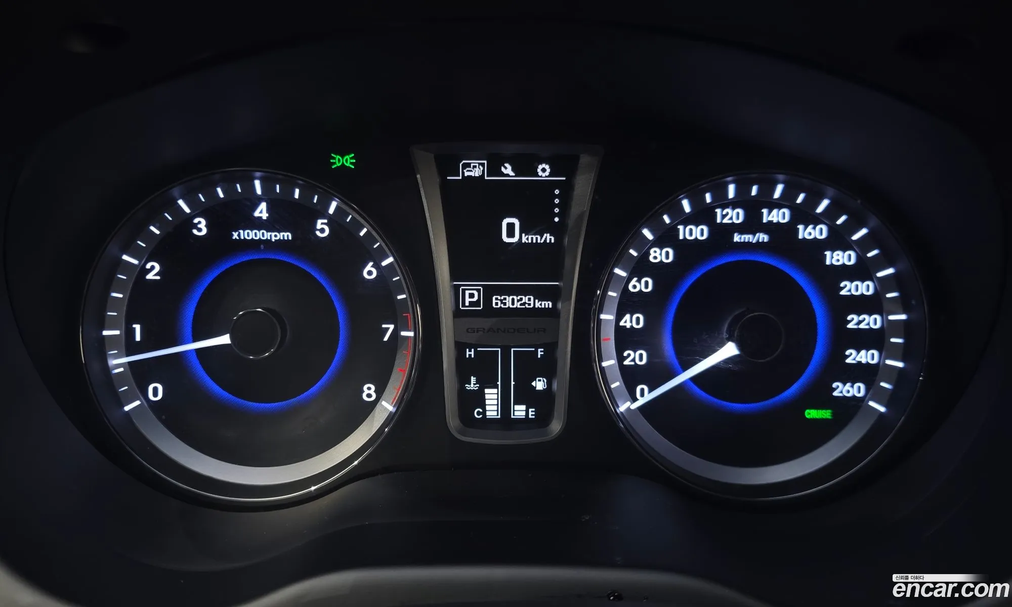 Hyundai Grandeur HG 2015 — 23