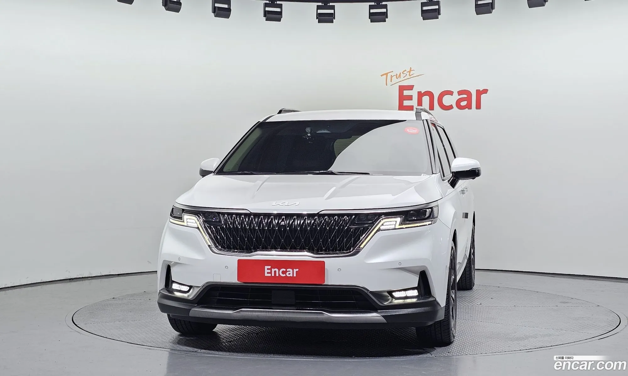 Kia Carnival 2022 — 18