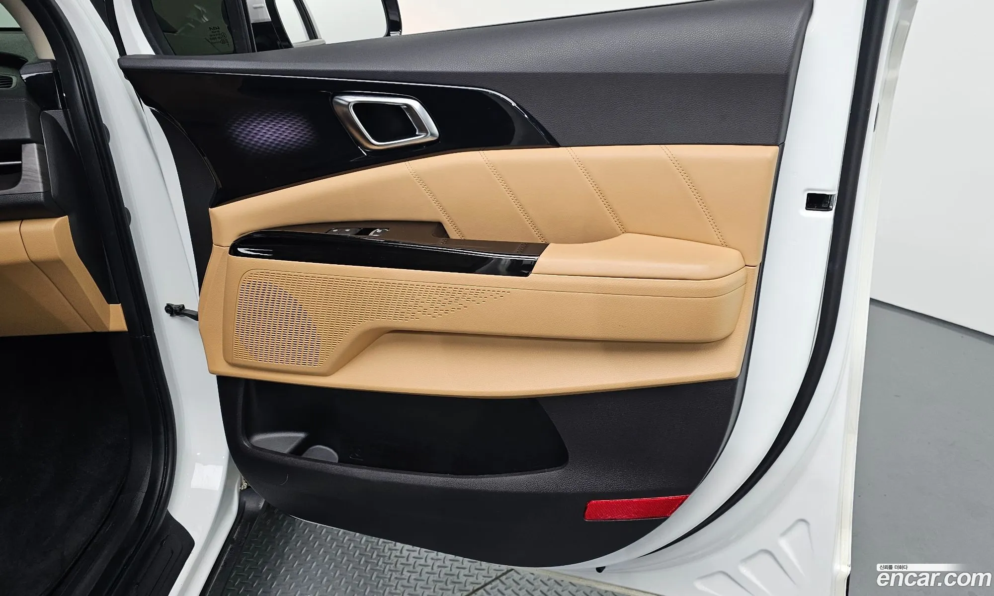 Kia Carnival 2022 — 7