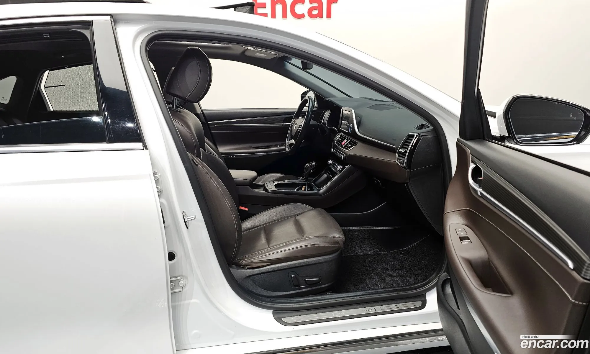 Hyundai Grandeur IG 2017 — 29