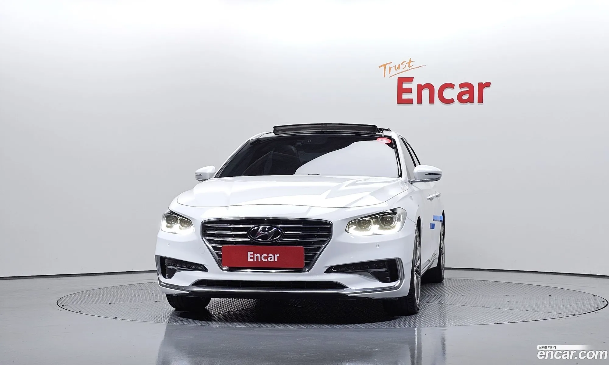 Hyundai Grandeur IG 2017 — 26