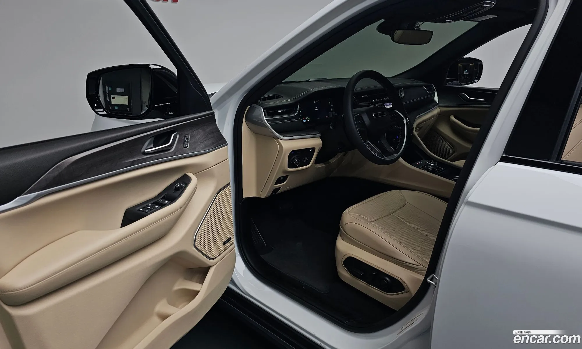 Jeep Grand Cherokee 2023 — 20
