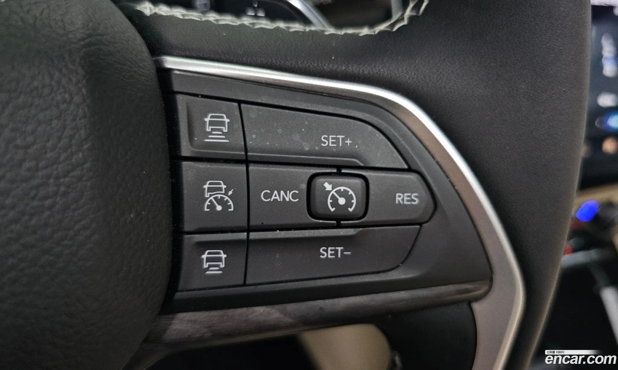 Jeep Grand Cherokee 2023 — 9
