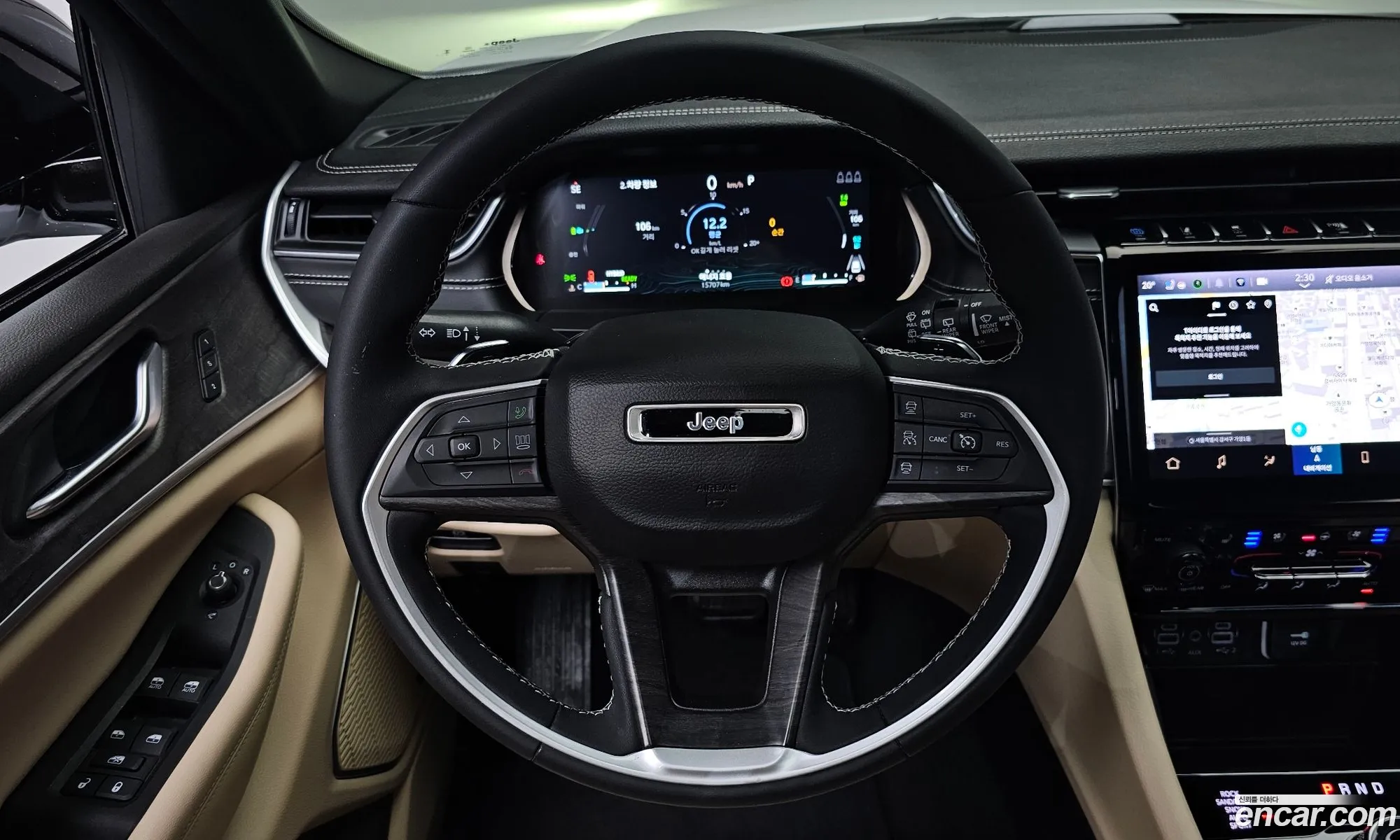 Jeep Grand Cherokee 2023 — 24