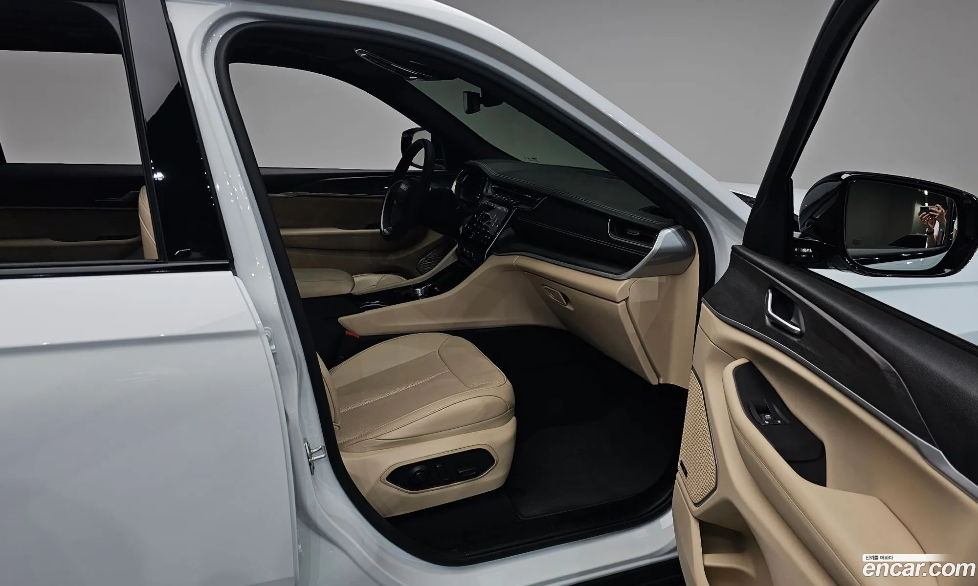 Jeep Grand Cherokee 2023 — 3