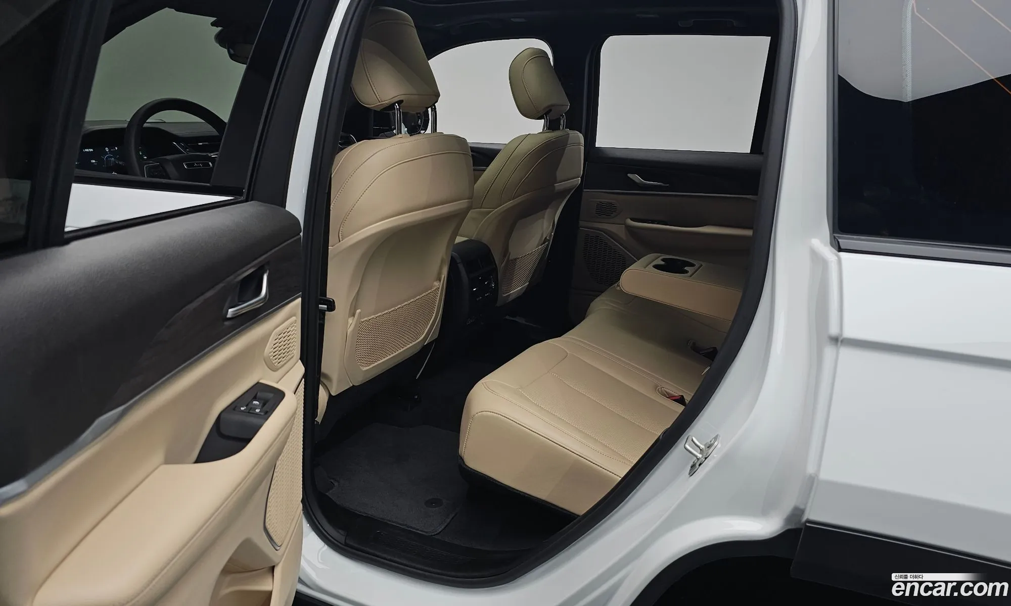 Jeep Grand Cherokee 2023 — 33