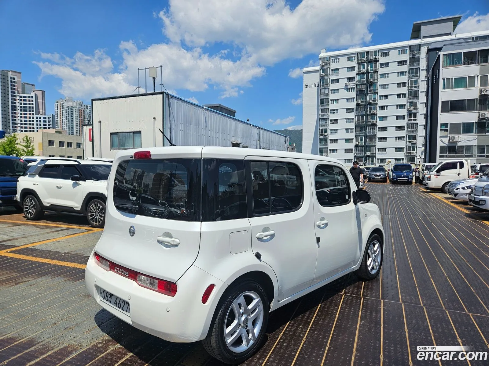 Nissan Cube 2013 — 12