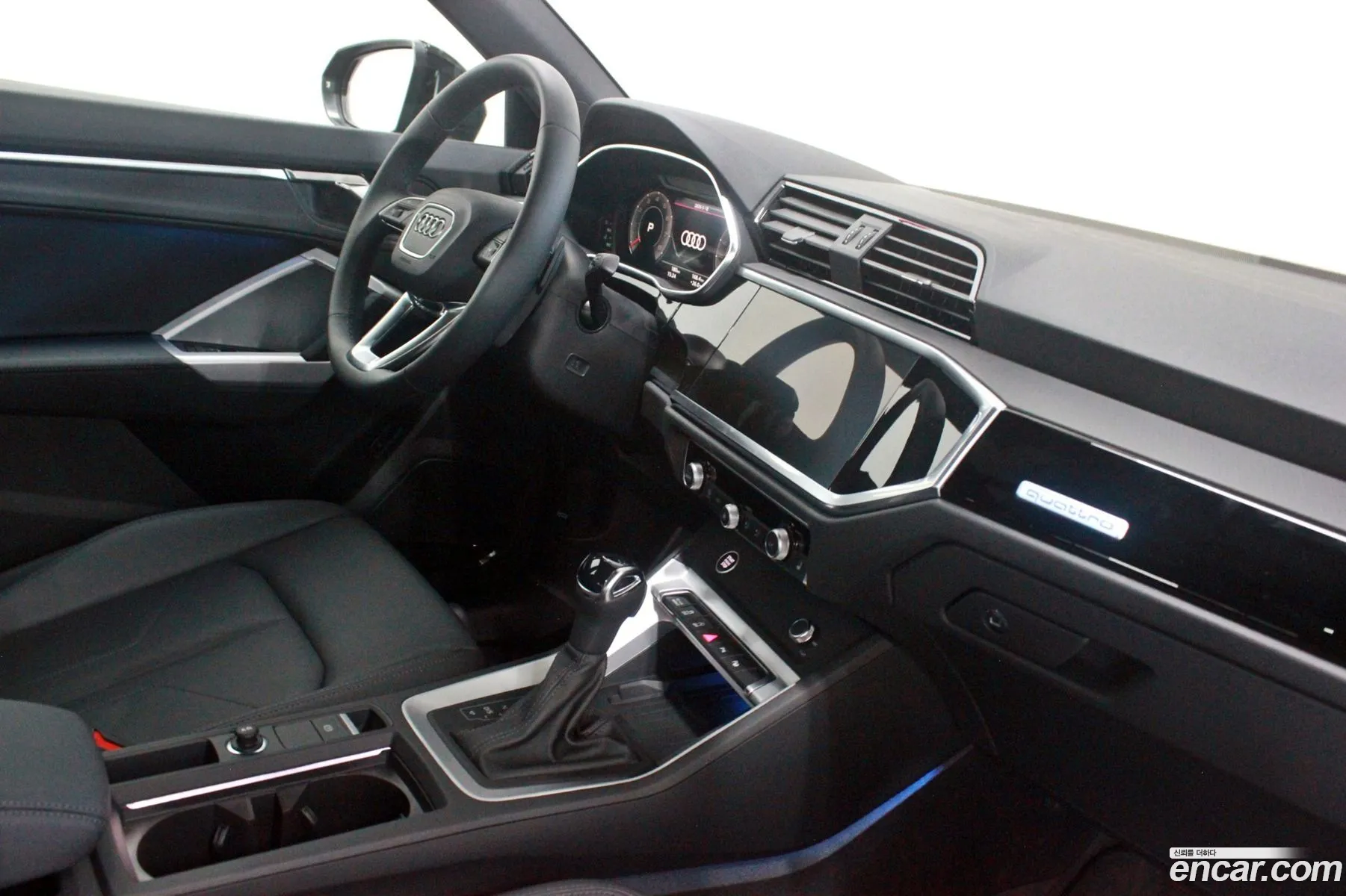 Audi Q3 2026 — 9