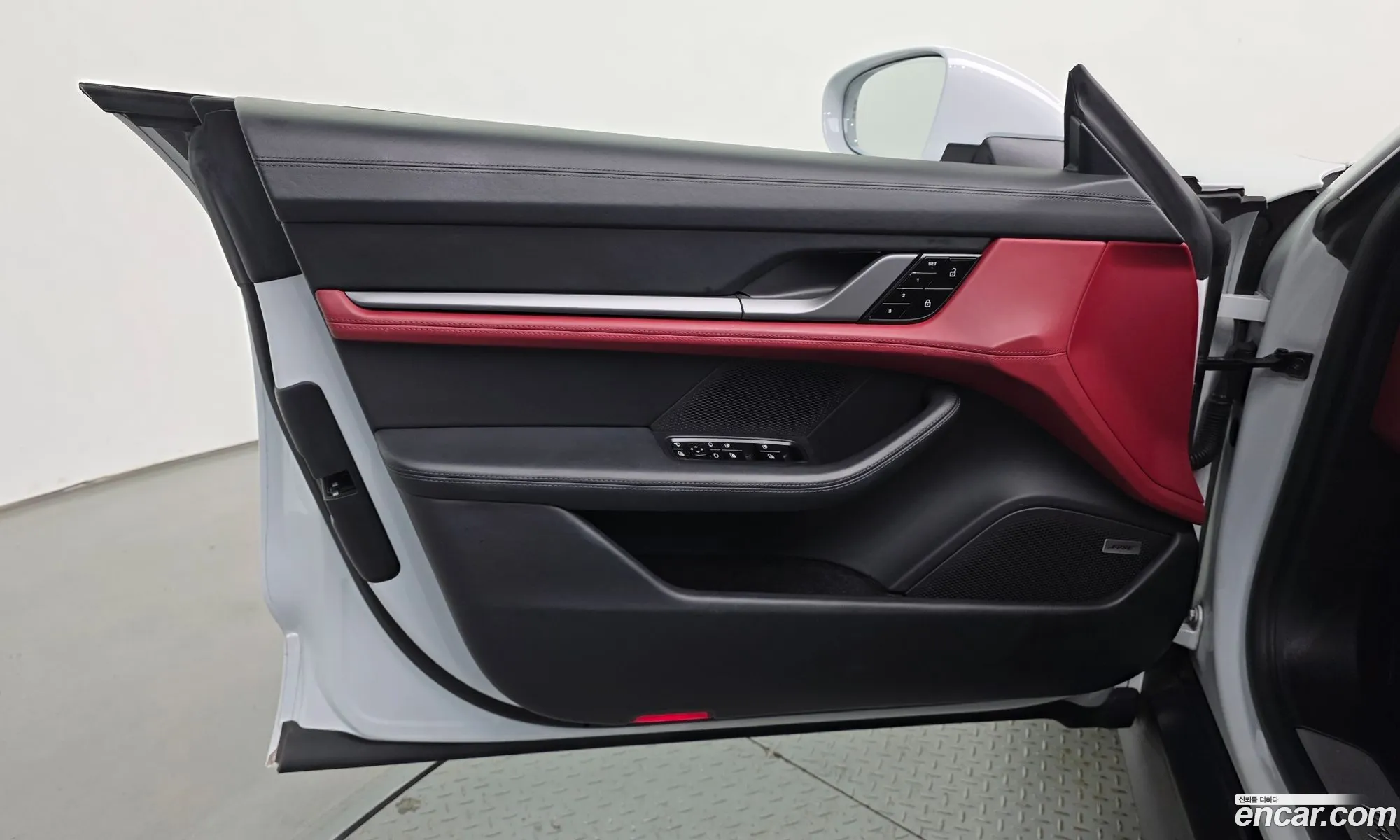 Porsche Taycan 2021 WP0AB2Y15MSA43706 — 18