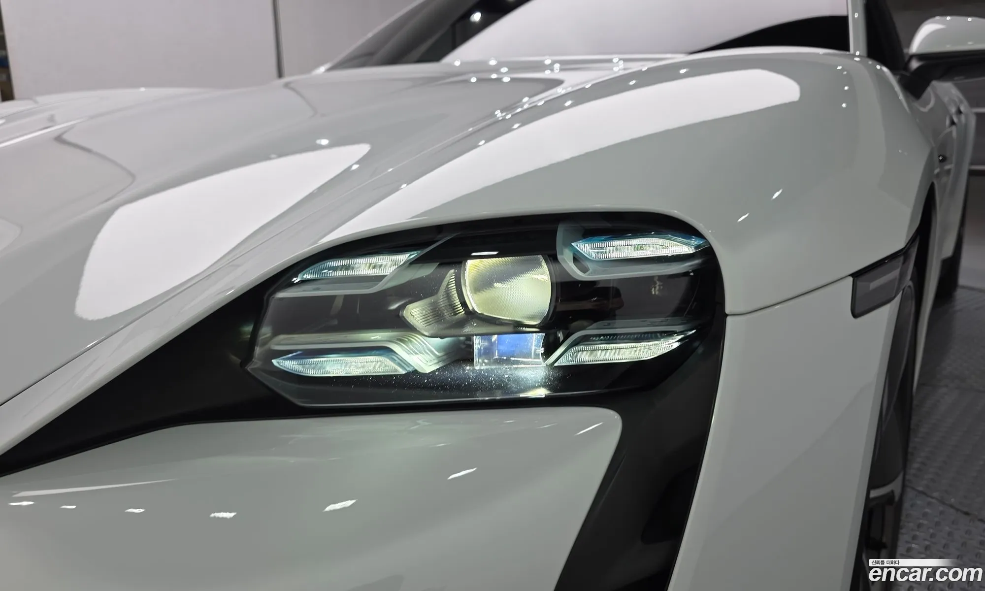 Porsche Taycan 2021 WP0AB2Y15MSA43706 — 19