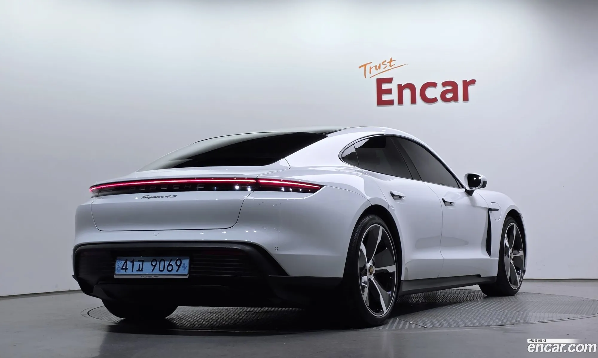 Porsche Taycan 2021 WP0AB2Y15MSA43706 — 27