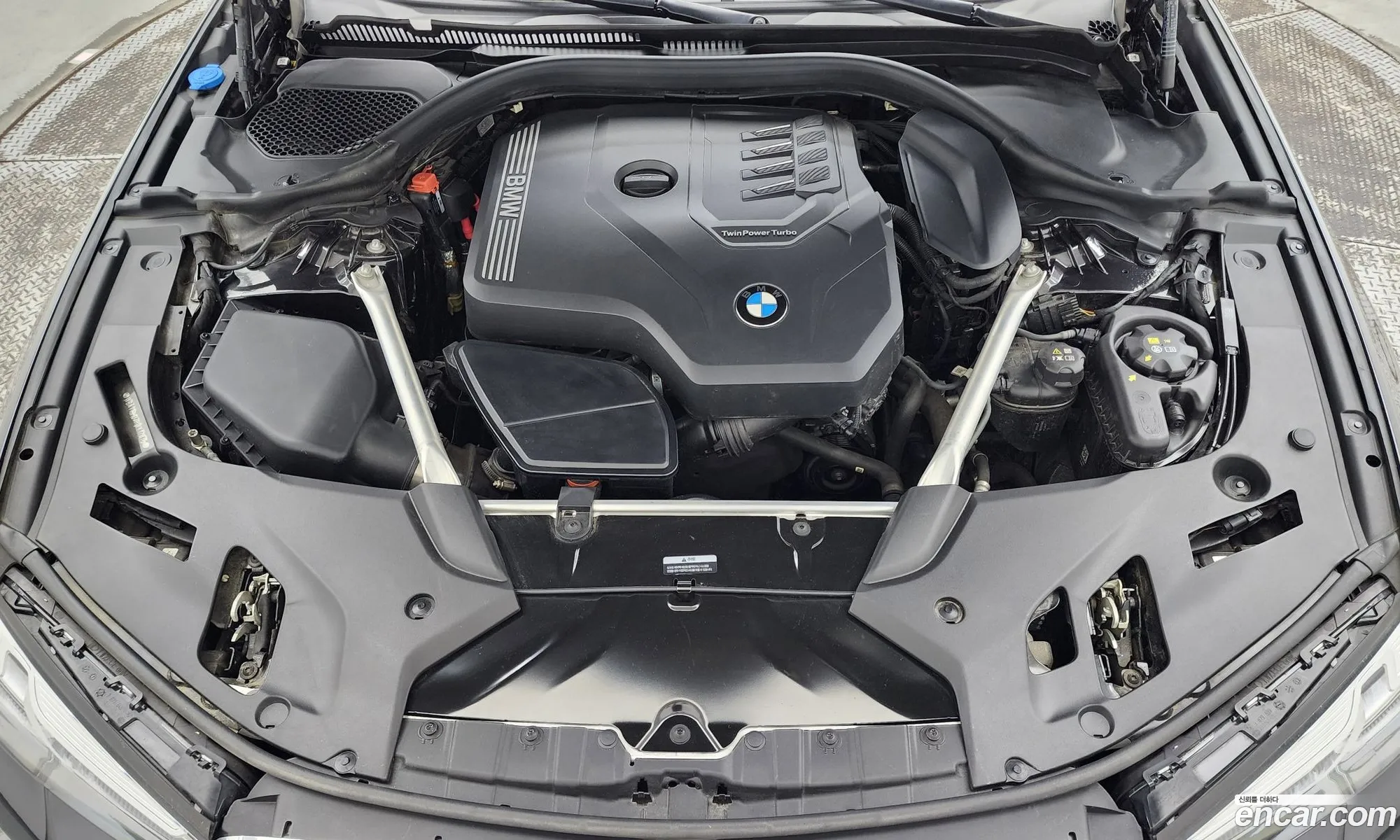 BMW 5 Series 2023 — 5