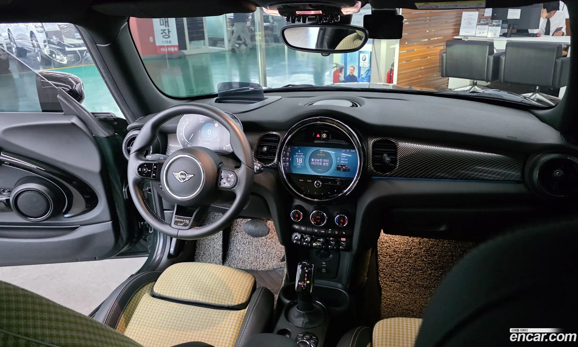 Mini Cooper S 2022 — 18