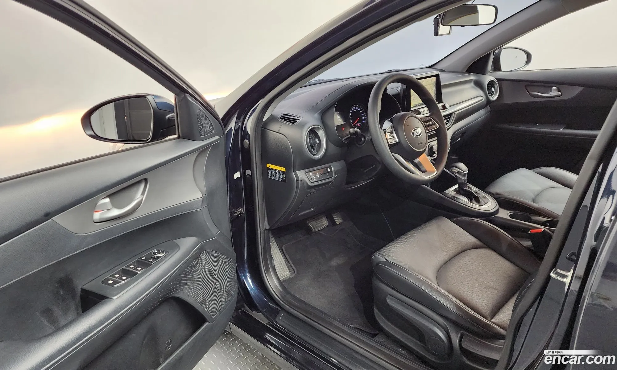 Kia K3 2018 — 12