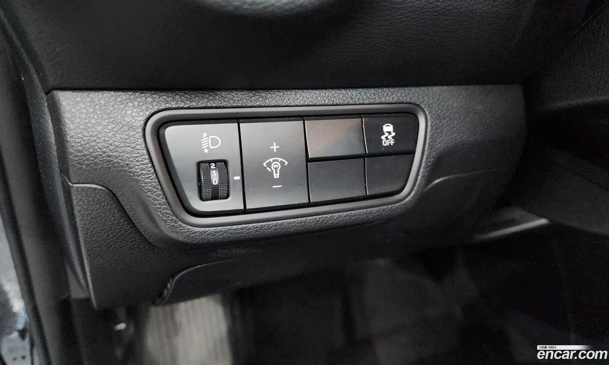 Kia K3 2018 — 9