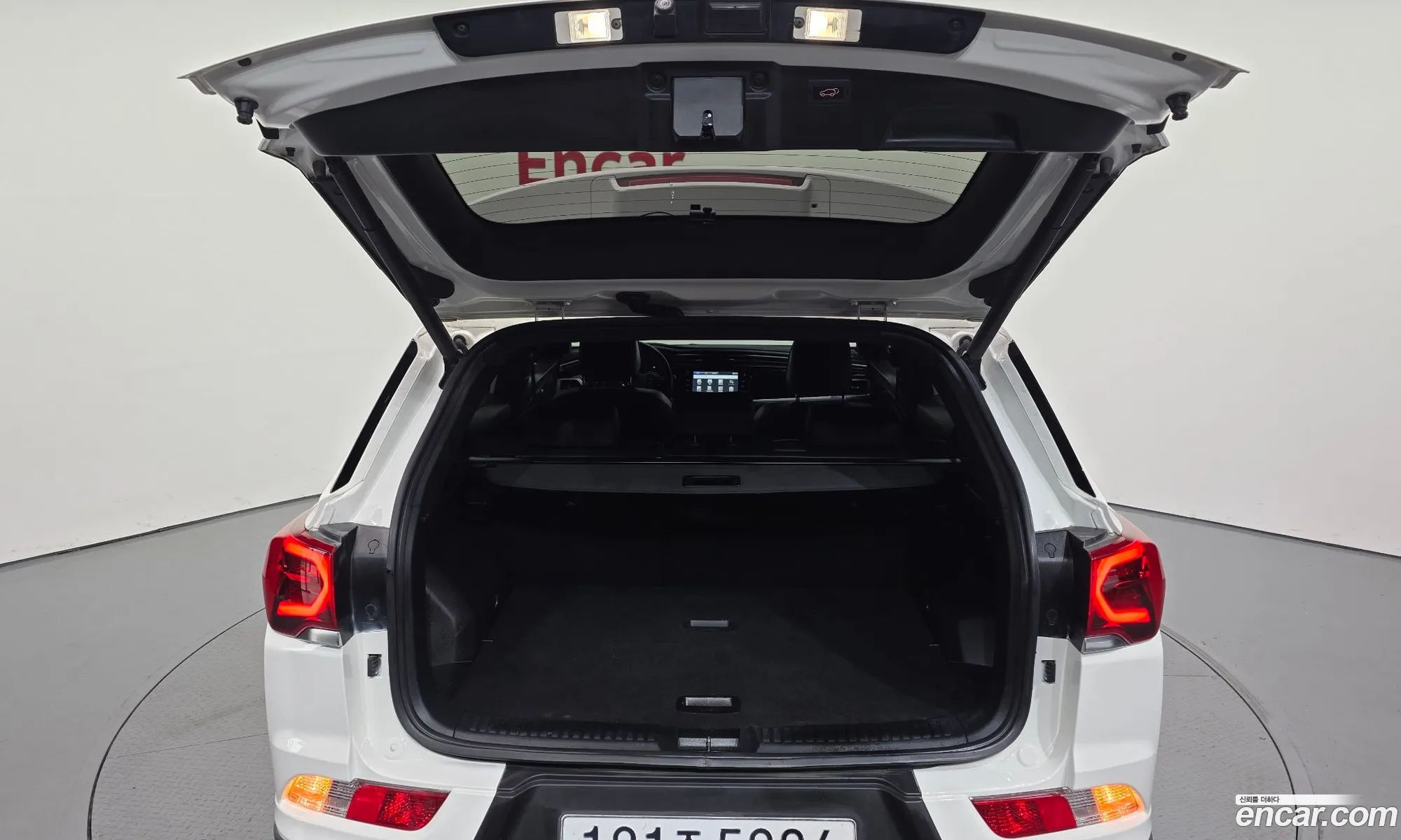 KG Mobility (SsangYong) Beautiful Korando 2019 — 32