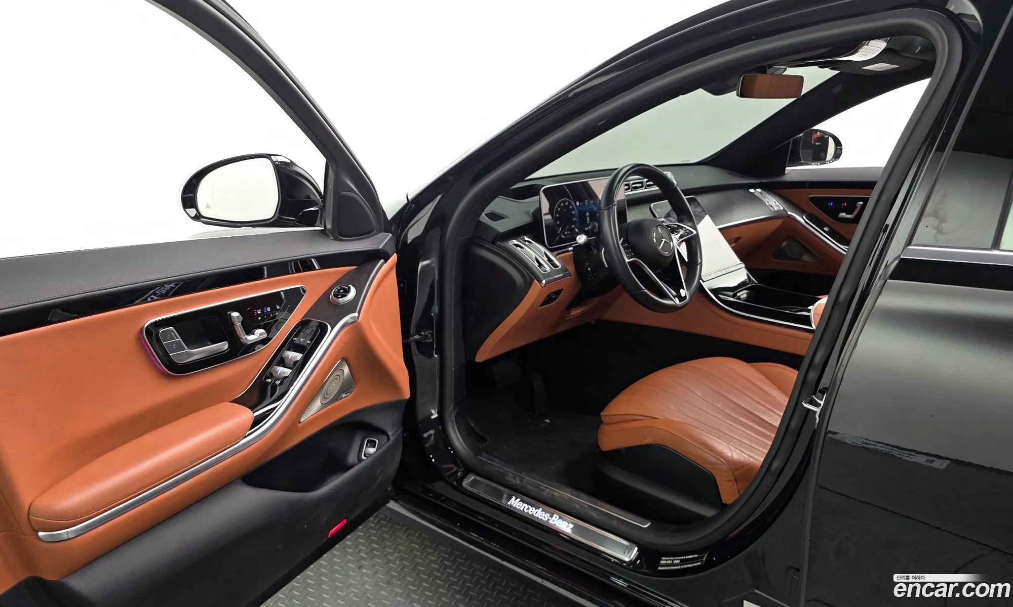 Mercedes-Benz S-Class W223 2022 — 17
