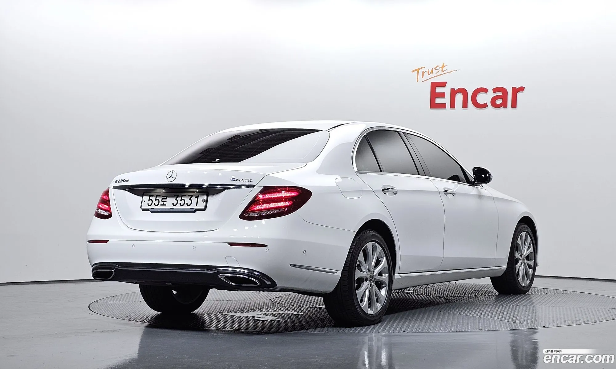 Mercedes-Benz E-Class W213 2019 WDDZF0FB6KA532144 — 6