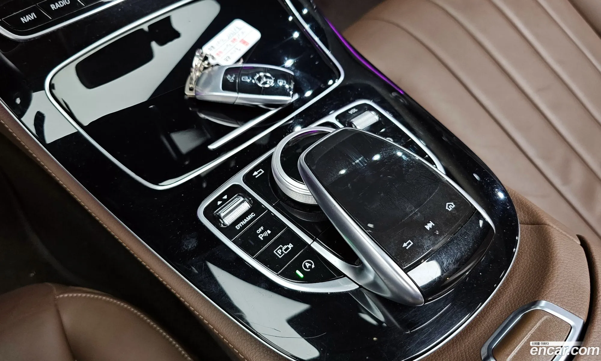 Mercedes-Benz E-Class W213 2019 WDDZF0FB6KA532144 — 30