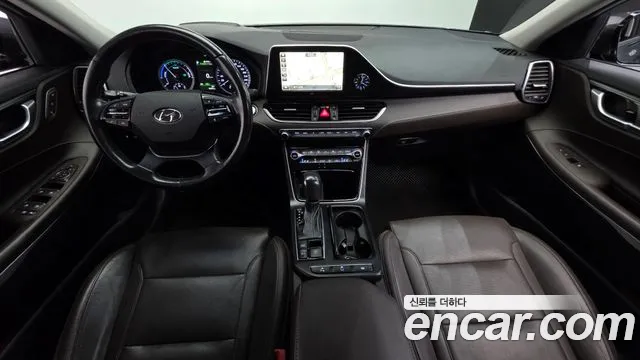Hyundai Grandeur IG Hybrid 2017 — 4