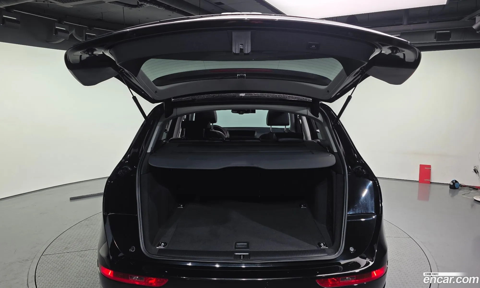 Audi Q5 2016 WAUZZZ8R2GA133056 — 10