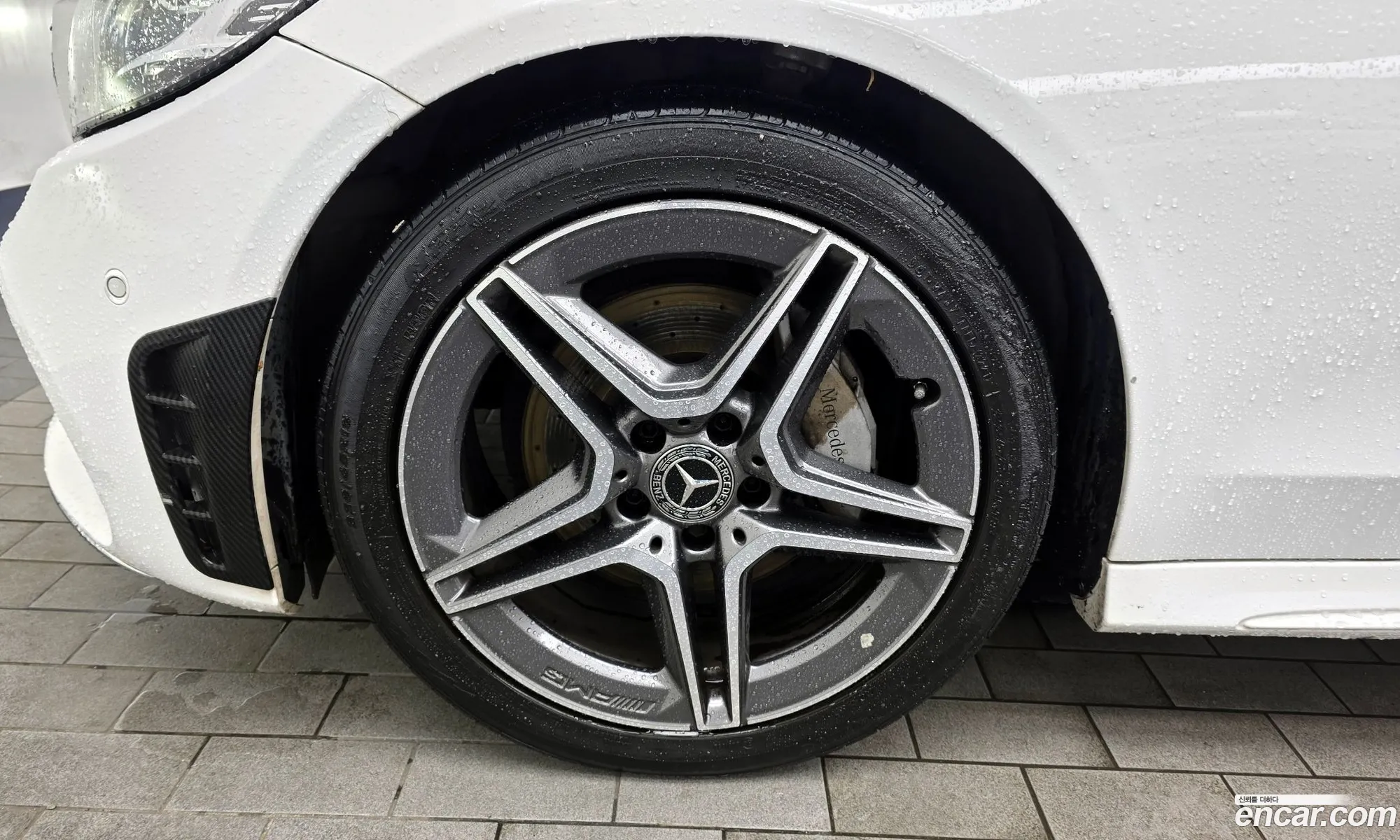 Mercedes-Benz C-Class W205 2019 — 24