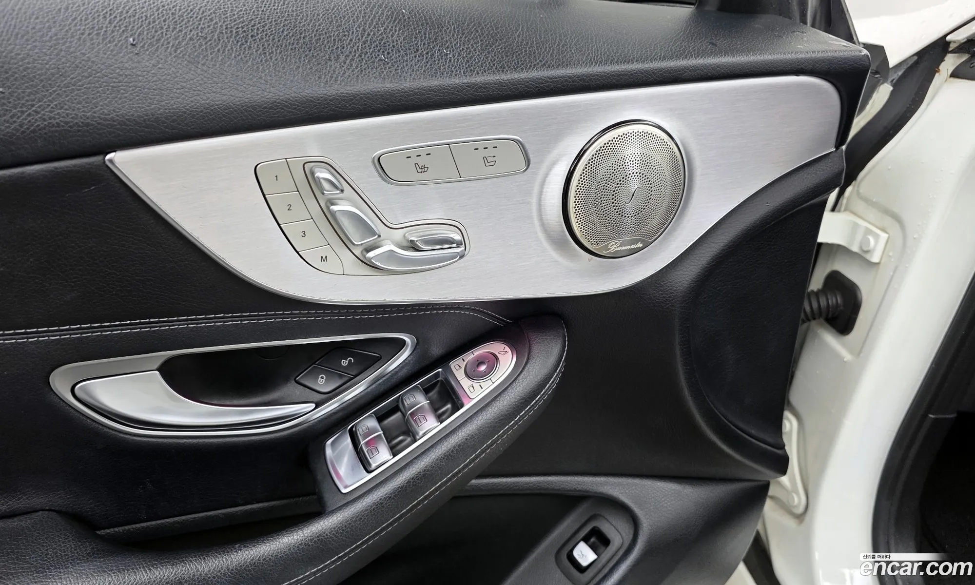 Mercedes-Benz C-Class W205 2019 — 16