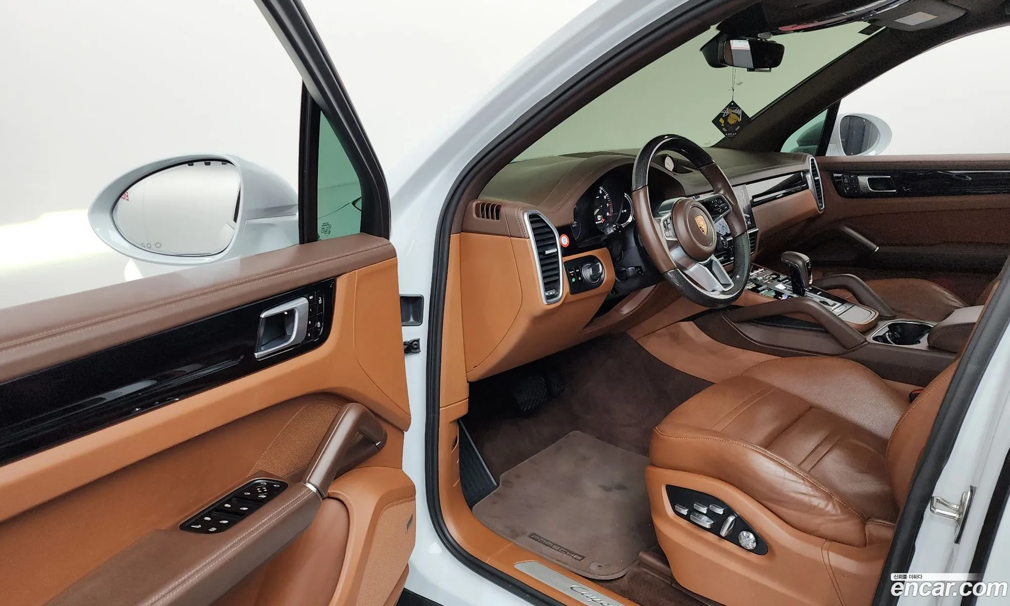 Porsche Cayenne 2020 — 12
