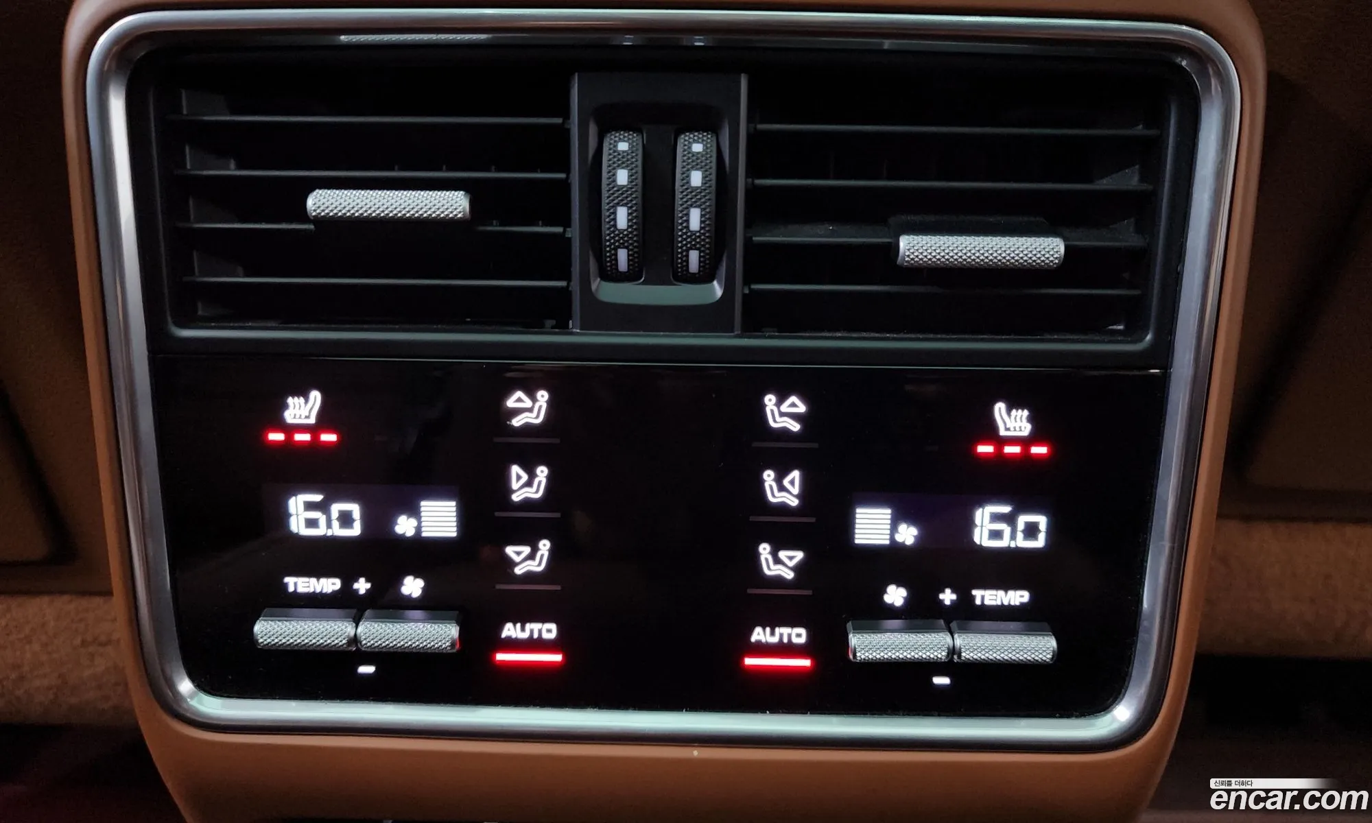 Porsche Cayenne 2020 — 26