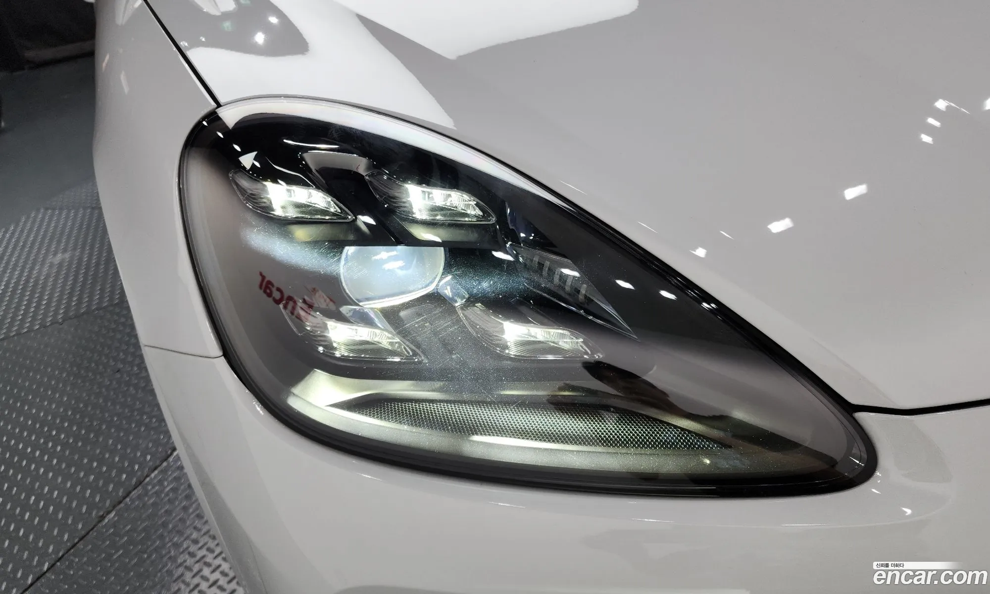 Porsche Cayenne 2020 — 28