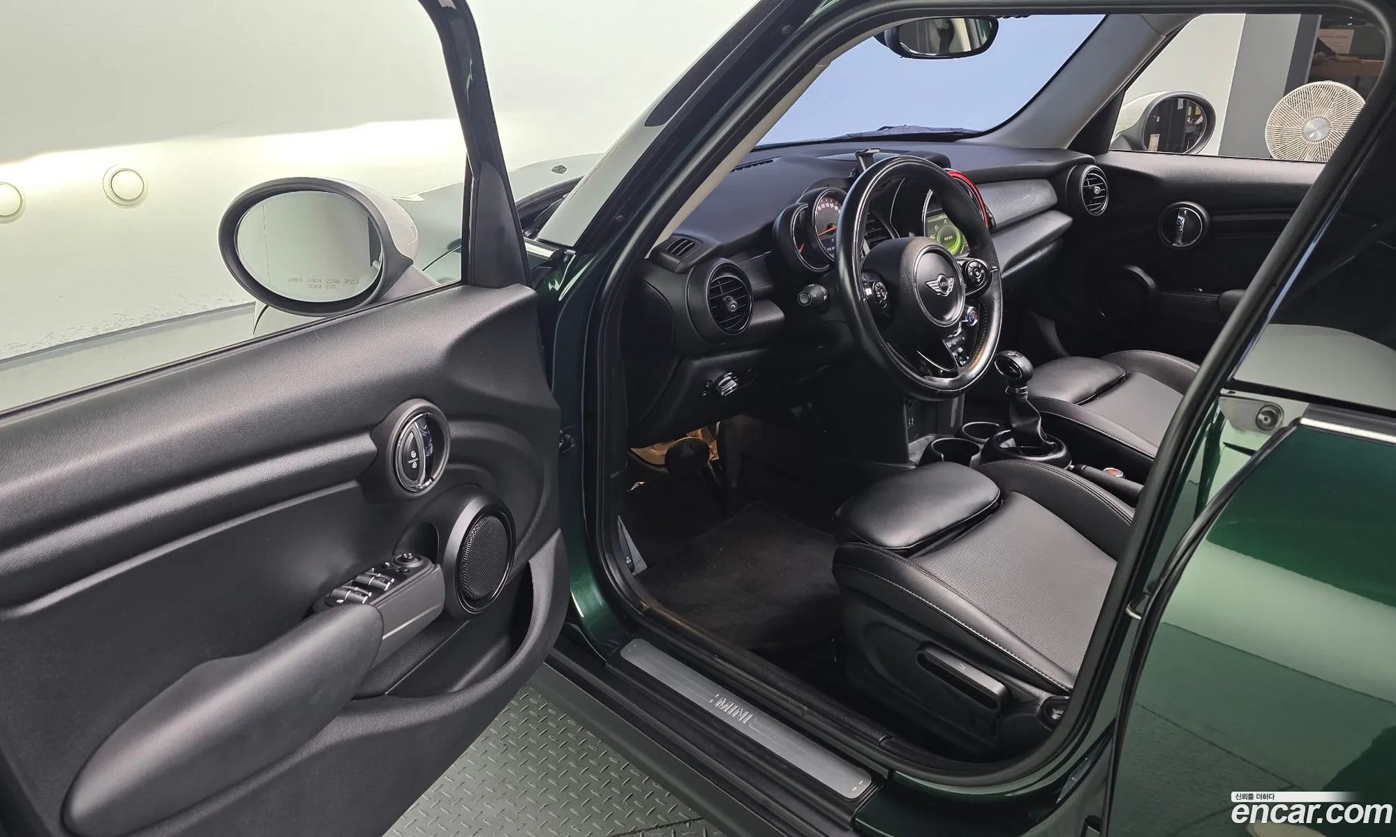 Mini Cooper D 2017 — 3