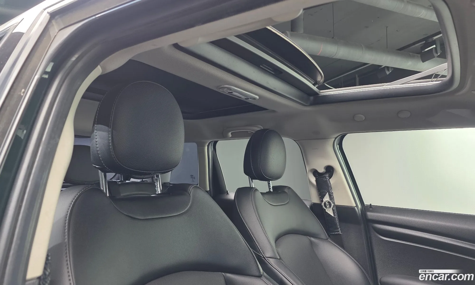 Mini Cooper D 2017 — 19