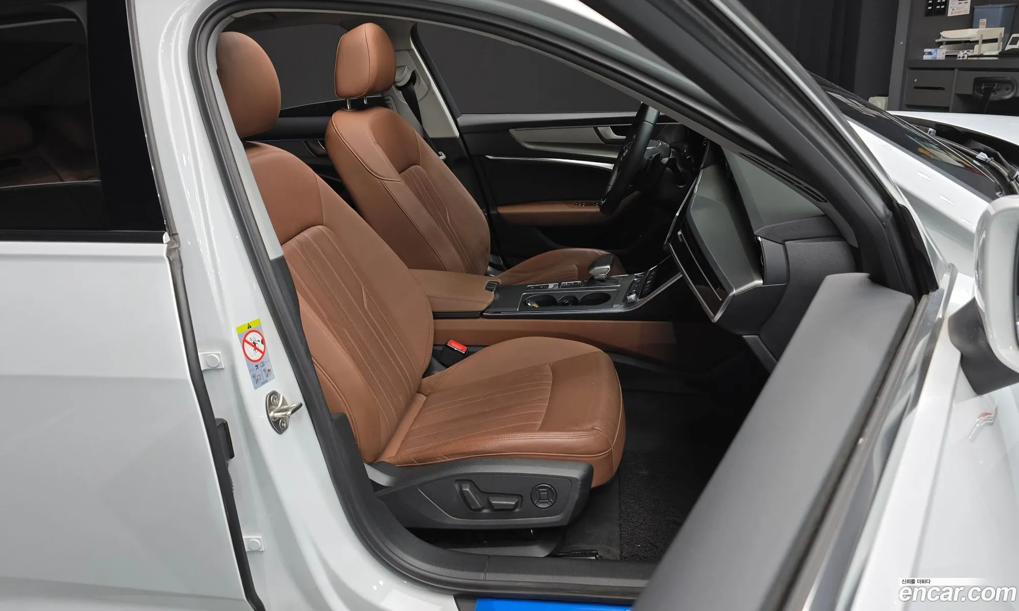Audi A6 2021 WAUZZZF27MN004482 — 29